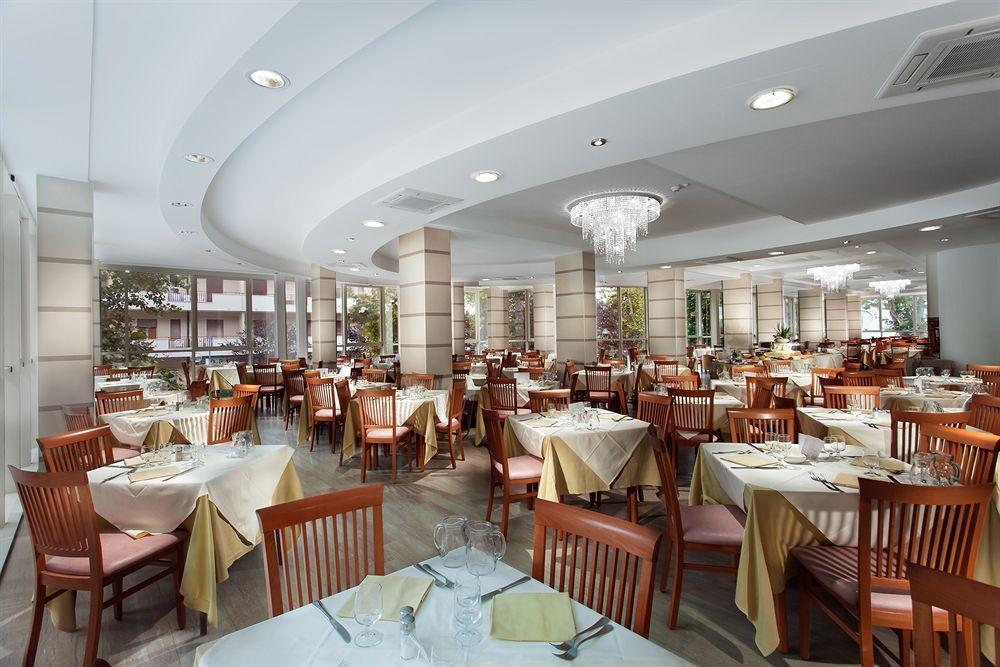 Hotel Michelangelo Bellaria-Igea Marina Zewnętrze zdjęcie